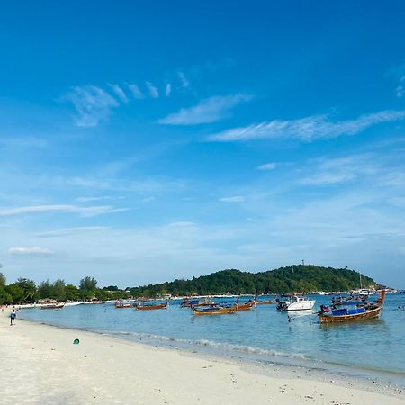 Bella Vista Beach Resort Koh Lipe Buitenkant foto