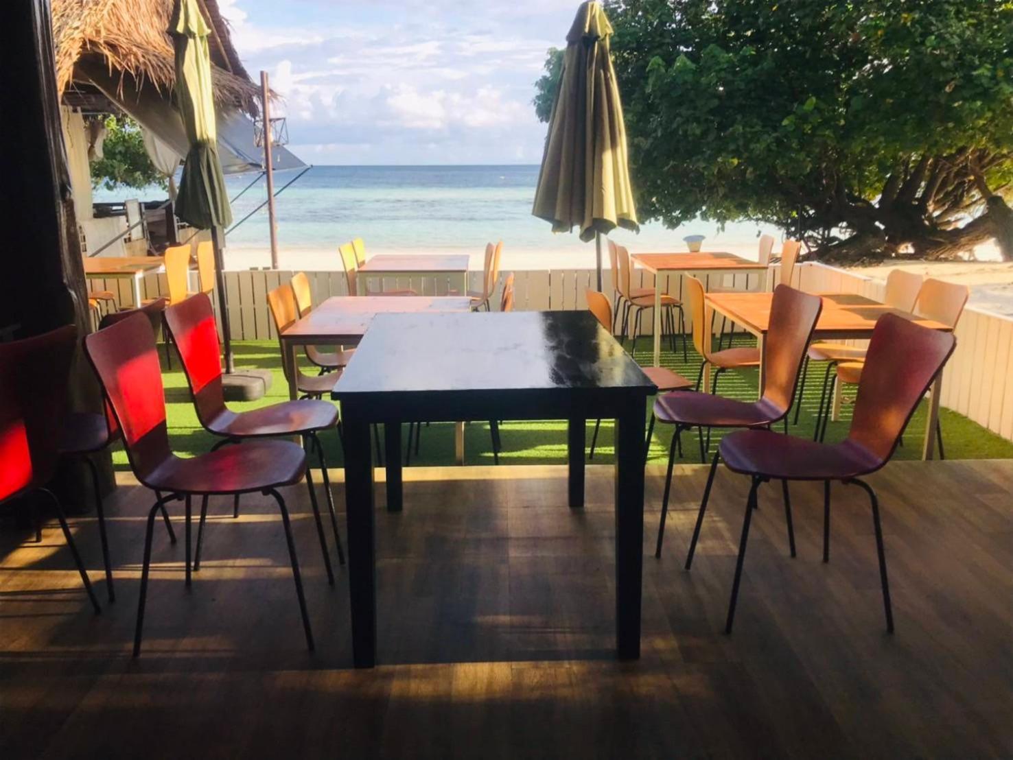 Bella Vista Beach Resort Koh Lipe Buitenkant foto