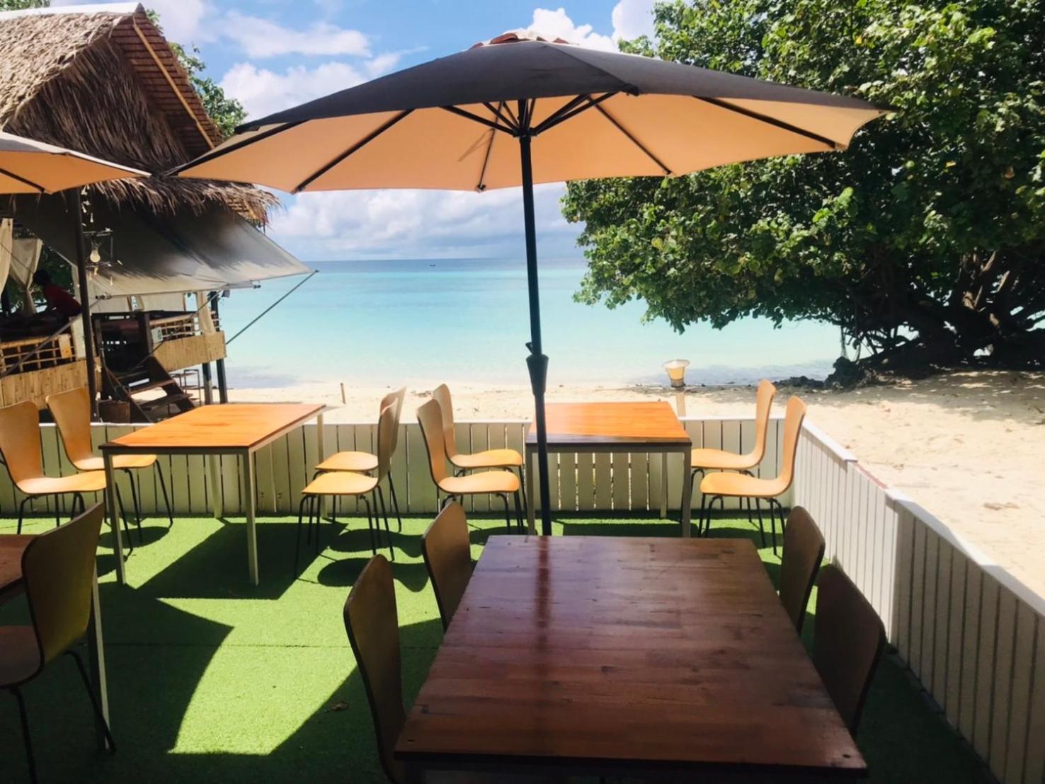 Bella Vista Beach Resort Koh Lipe Buitenkant foto