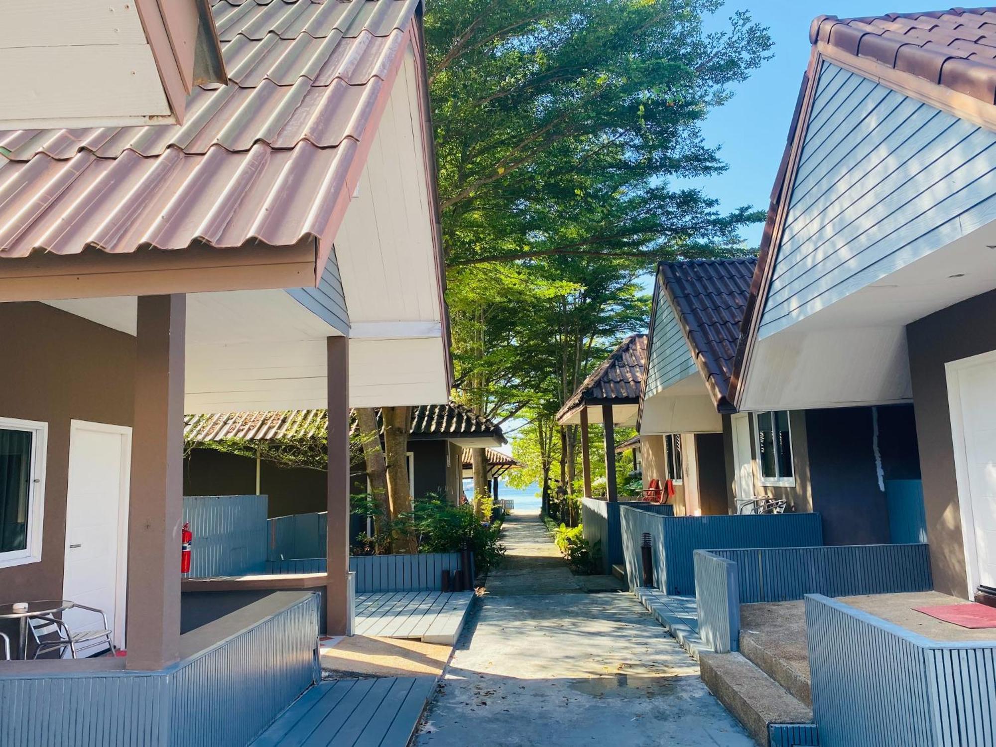 Bella Vista Beach Resort Koh Lipe Buitenkant foto