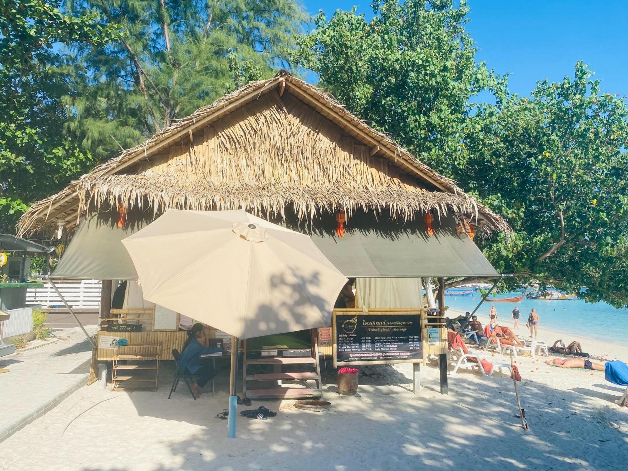 Bella Vista Beach Resort Koh Lipe Buitenkant foto